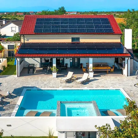 Meden Dol Villa *